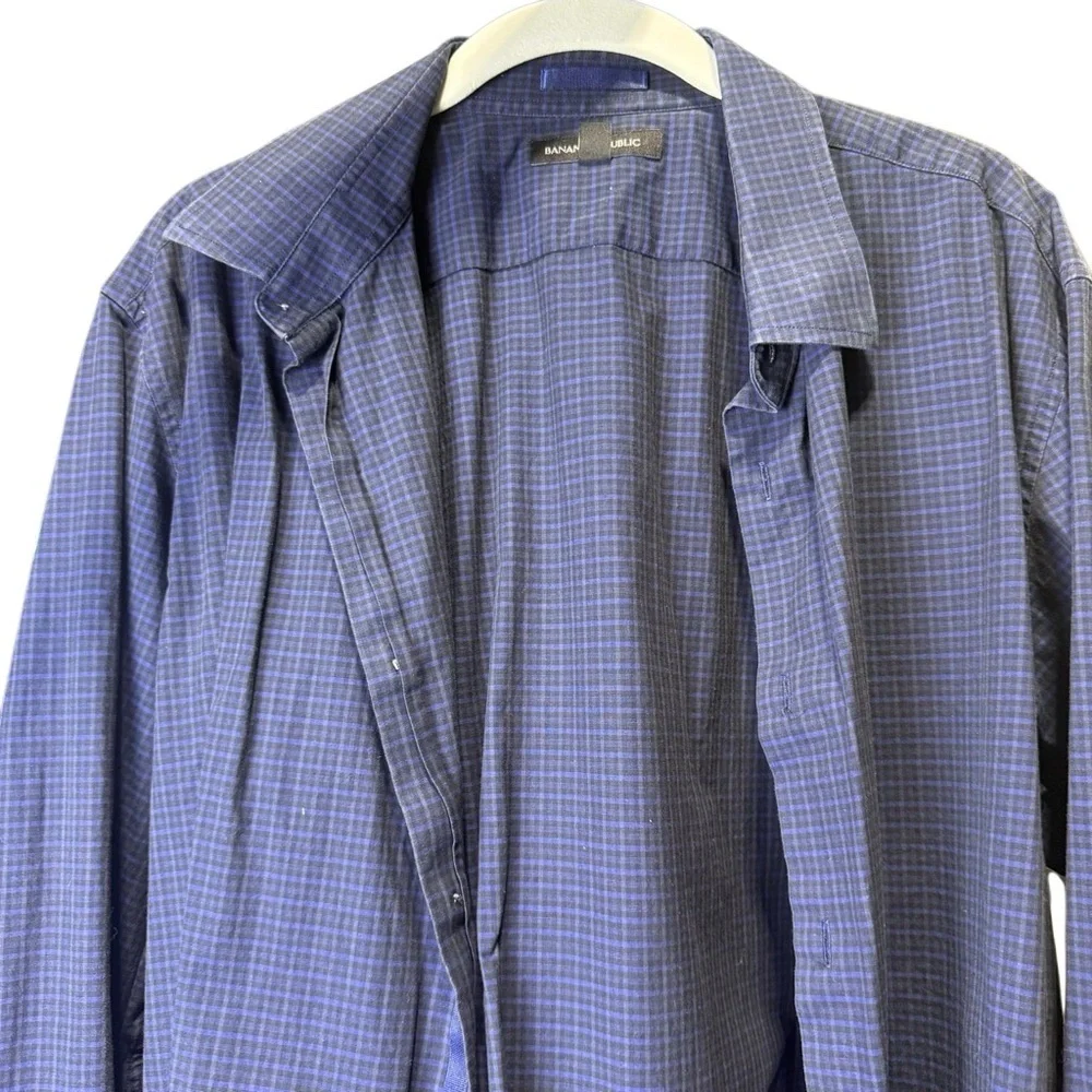 Banana Republic Men's Navy Checkered Button Down Shirt